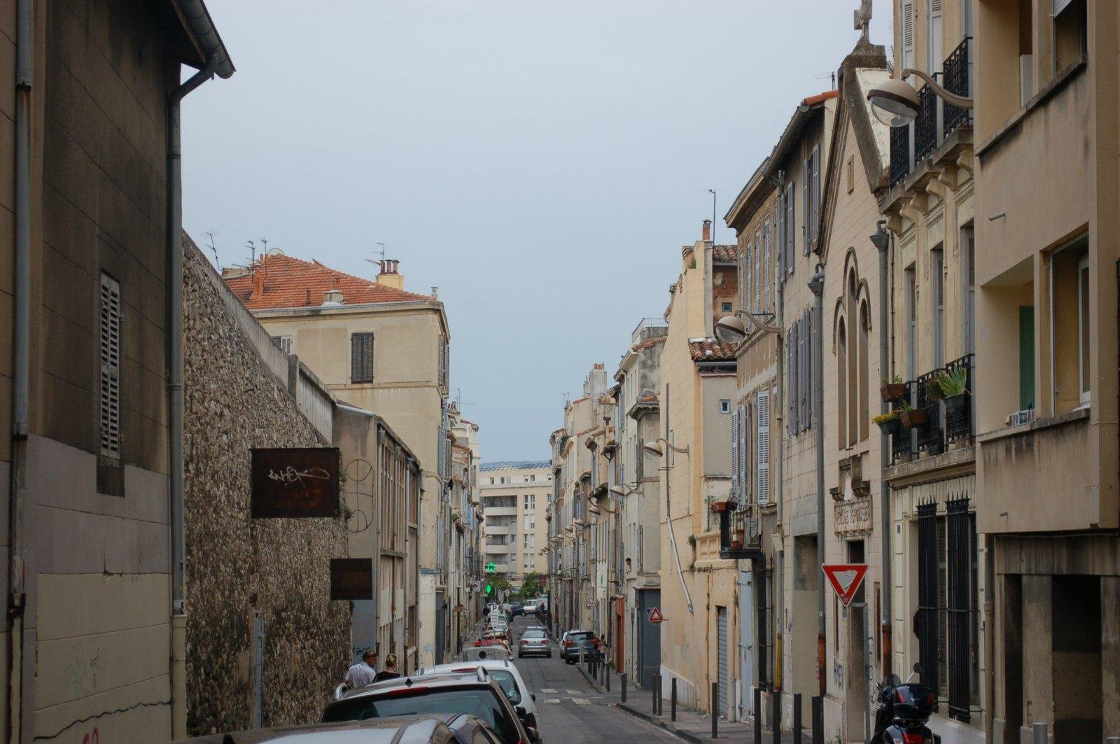 location MARSEILLE 13006 RUE TILSIT T1